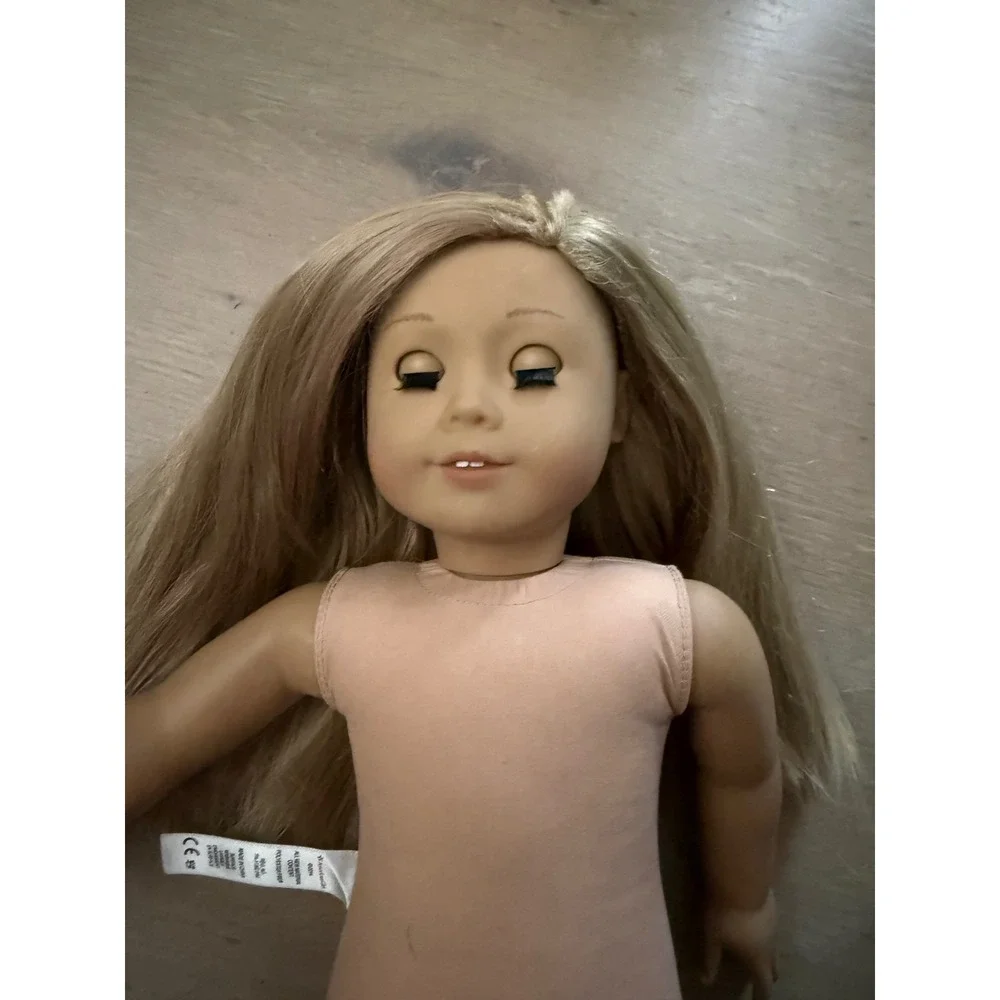 American Girl Truly Me Doll Blonde Hair Blue Eyes Purple Cardigan Skirt Outfit